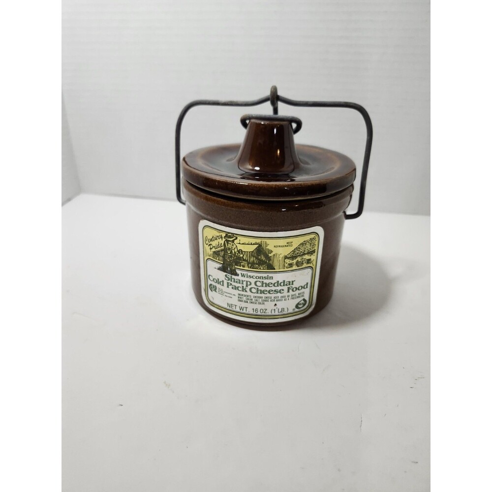 Vintage Century Pride Wisconsin Cheese Stoneware Crock Jar Chef Wire Bail Lid